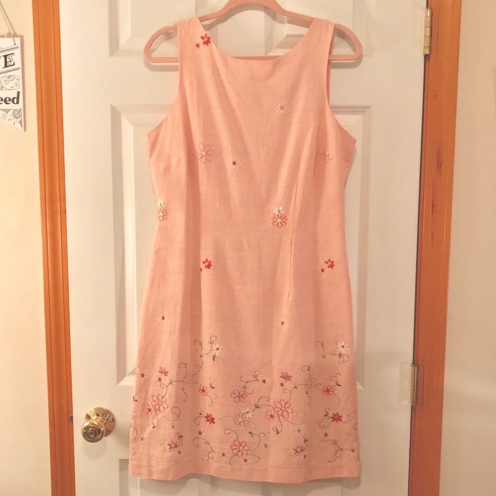 Light Pink Sheath Dress with Flower Detail